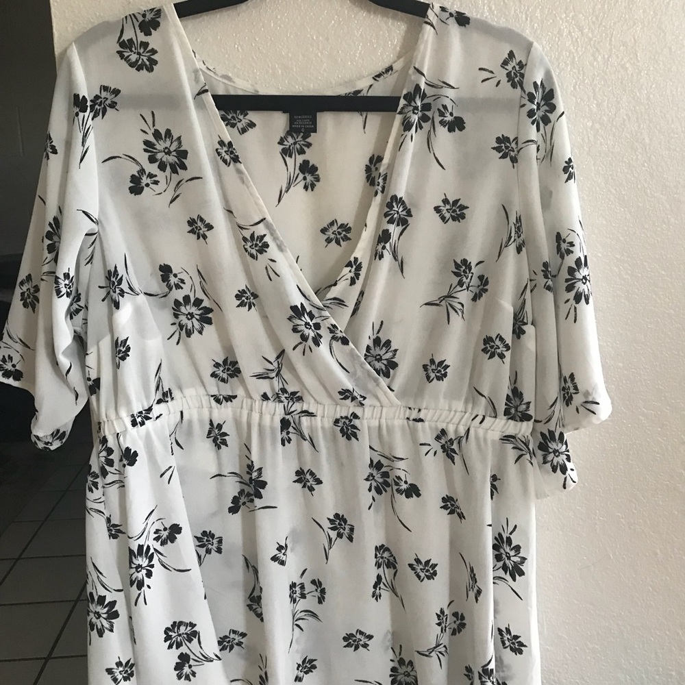 Torrid floral top